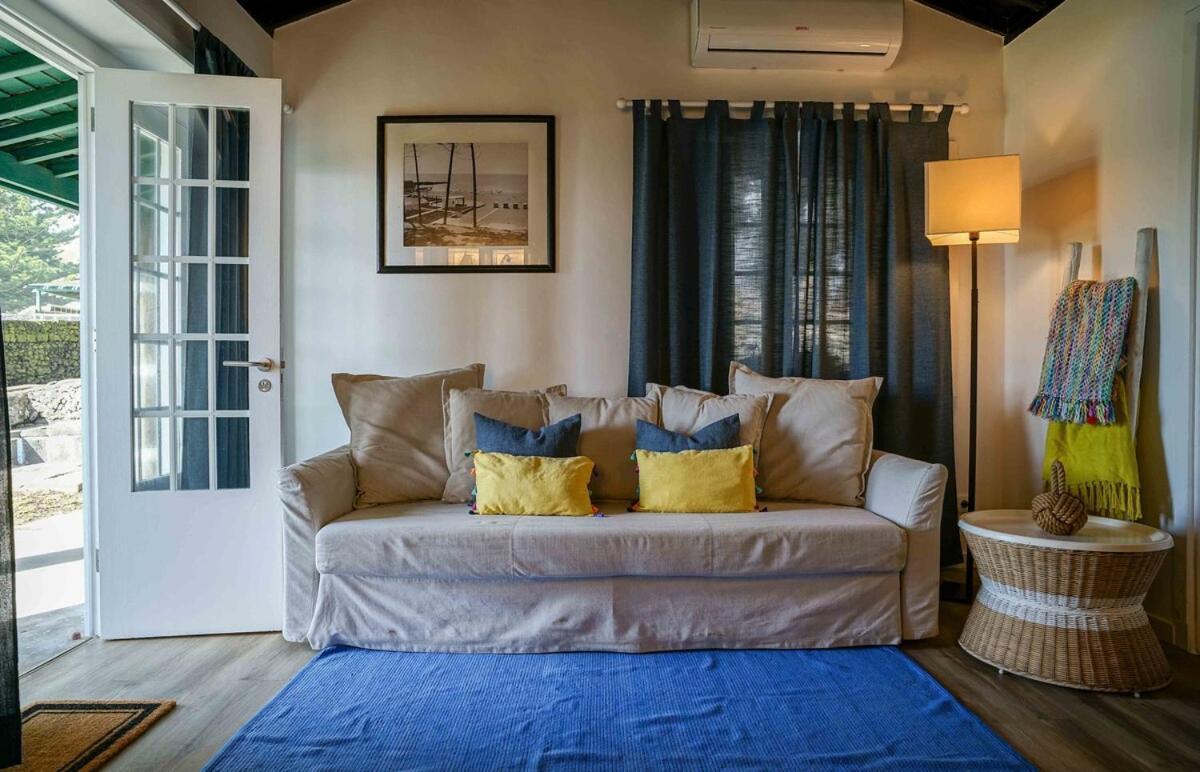 Guestready - Oceanfront Lookout House Ponta Delgada Exterior foto